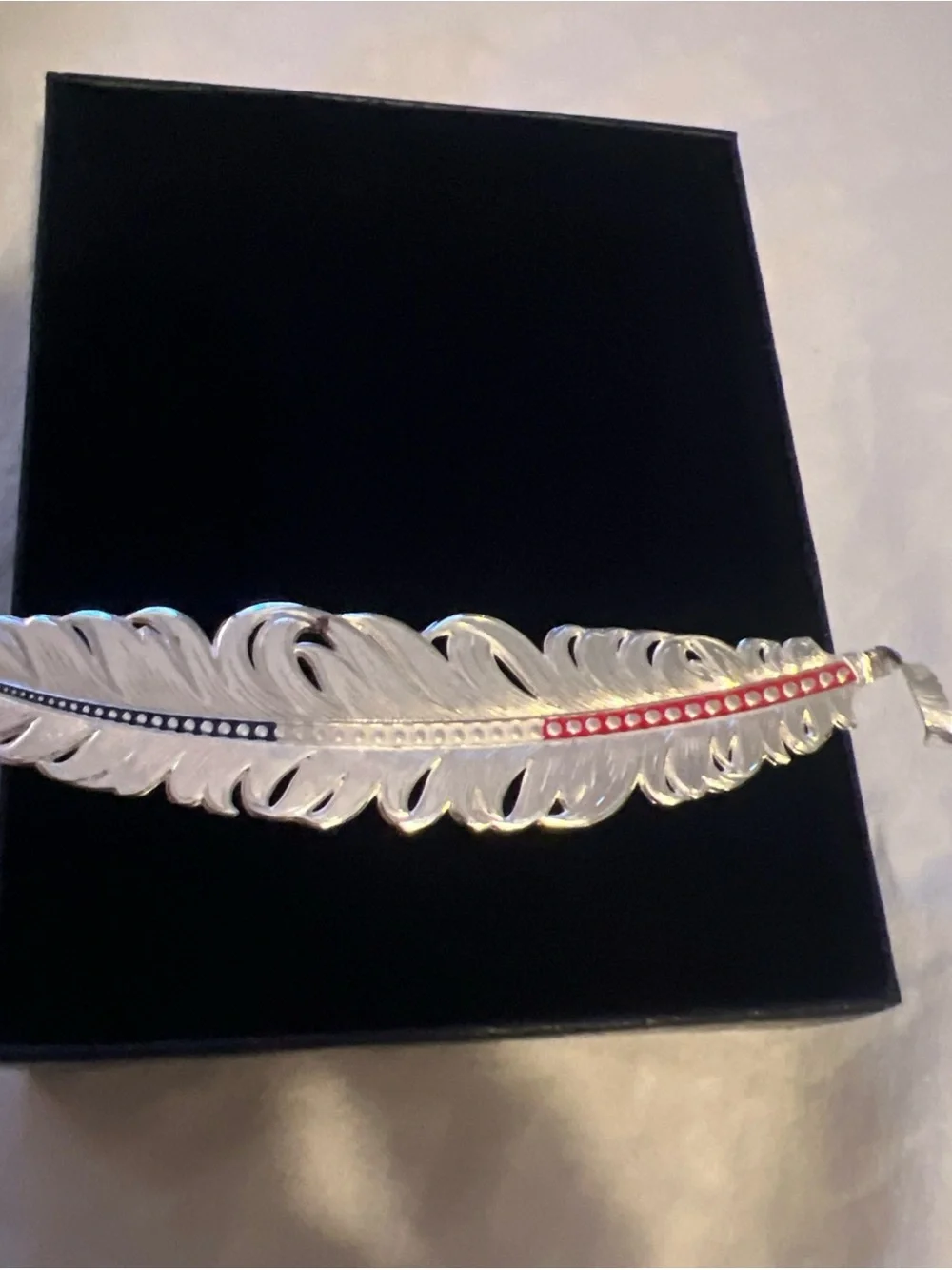 Montana Silversmiths Silver Feather Hat Pin with Red and Blue Trim - Picture 3 of 12